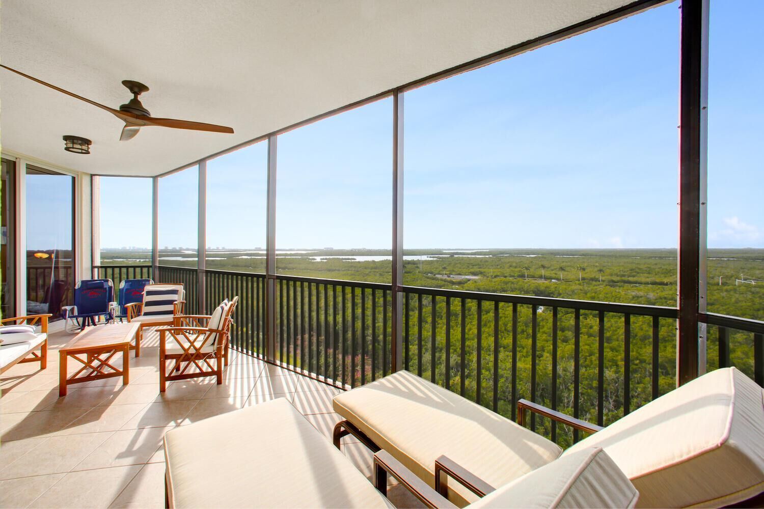 AVAILABLE NOVEMBER 2023! 3-Bedroom & 2-Bath Condo in Golf Community | Sleeps 6