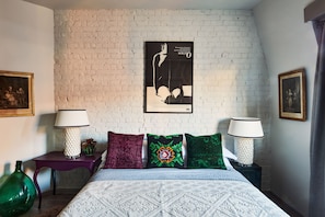 House | 2 bedrooms, free WiFi, bed sheets