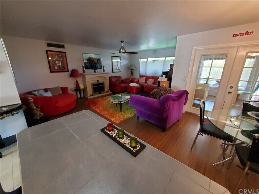 Colorful Warm Weather Jewel House 10,000 sq ft lot.