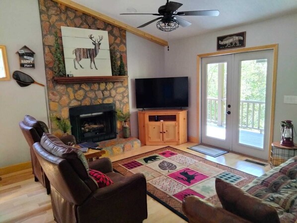 TV connectée, cheminée