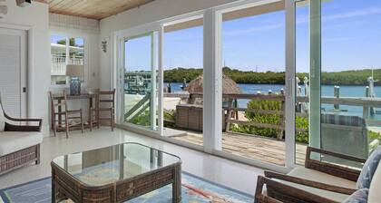 Oceanfront home ON Tavernier Creek