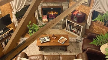 Smart-TV, Kamin, DVD-Player, TischfuĂball