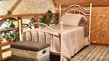 4 habitaciones, escritorio y cuna de viaje