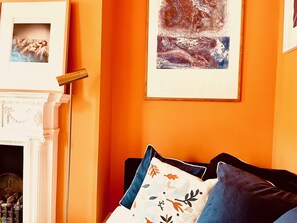 Huoneisto, 1 suuri parisänky | 1 makuuhuone, silitysrauta/-lauta, ilmainen Wi-Fi, vuodevaatteet