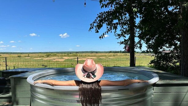 Unclassified image, 1 of 54, button - Pool l Hot Tub, Sunrise & Mountain VIEWS (Mentone)