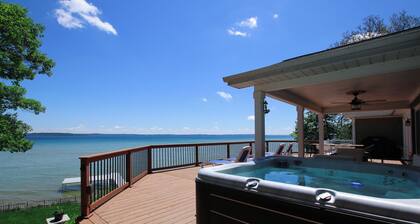 Hot Tub & West Bay Waterfront Sunrises - All Decked Out
