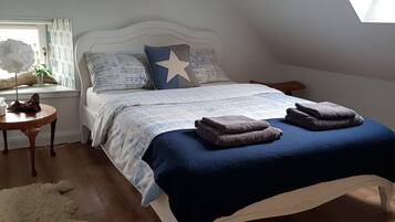 2 Schlafzimmer, Bügeleisen/Bügelbrett, Reisekinderbett, WLAN