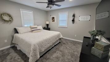 3 Schlafzimmer, Schreibtisch, kostenloses WLAN, Bettwäsche