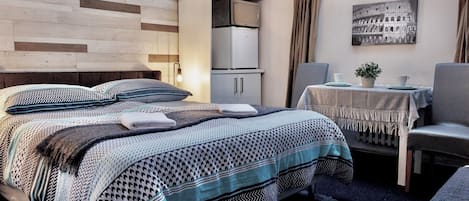 1 quarto, ferros/tábuas de passar roupa, Wi-Fi de cortesia