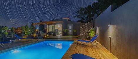 Villa | Pool | Outdoor pool