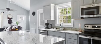 Garner Getaway - Newly Renovated 3Br/2Ba