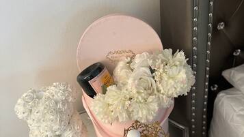 2 chambres, bureau, fer et planche à repasser, Wi-Fi gratuit