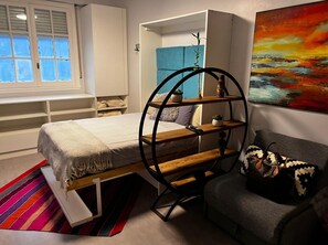 1 habitación, tabla de planchar con plancha, wifi gratis y ropa de cama 