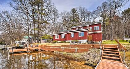 Cozy Castleton Cabin with Fire Pit + Water Access!