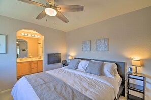 3 Schlafzimmer, Schreibtisch, Bügeleisen/Bügelbrett, Reisekinderbett