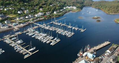 Penlea 1-bed Flat With Harbour View in Tarbert