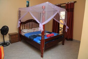 2 soverom, strykejern/-brett, wi-fi og sengetøy