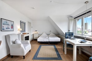 1 habitación, tabla de planchar con plancha, wifi gratis y ropa de cama 