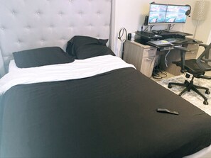1 chambre, bureau, fer et planche Ă repasser, Wi-Fi gratuit