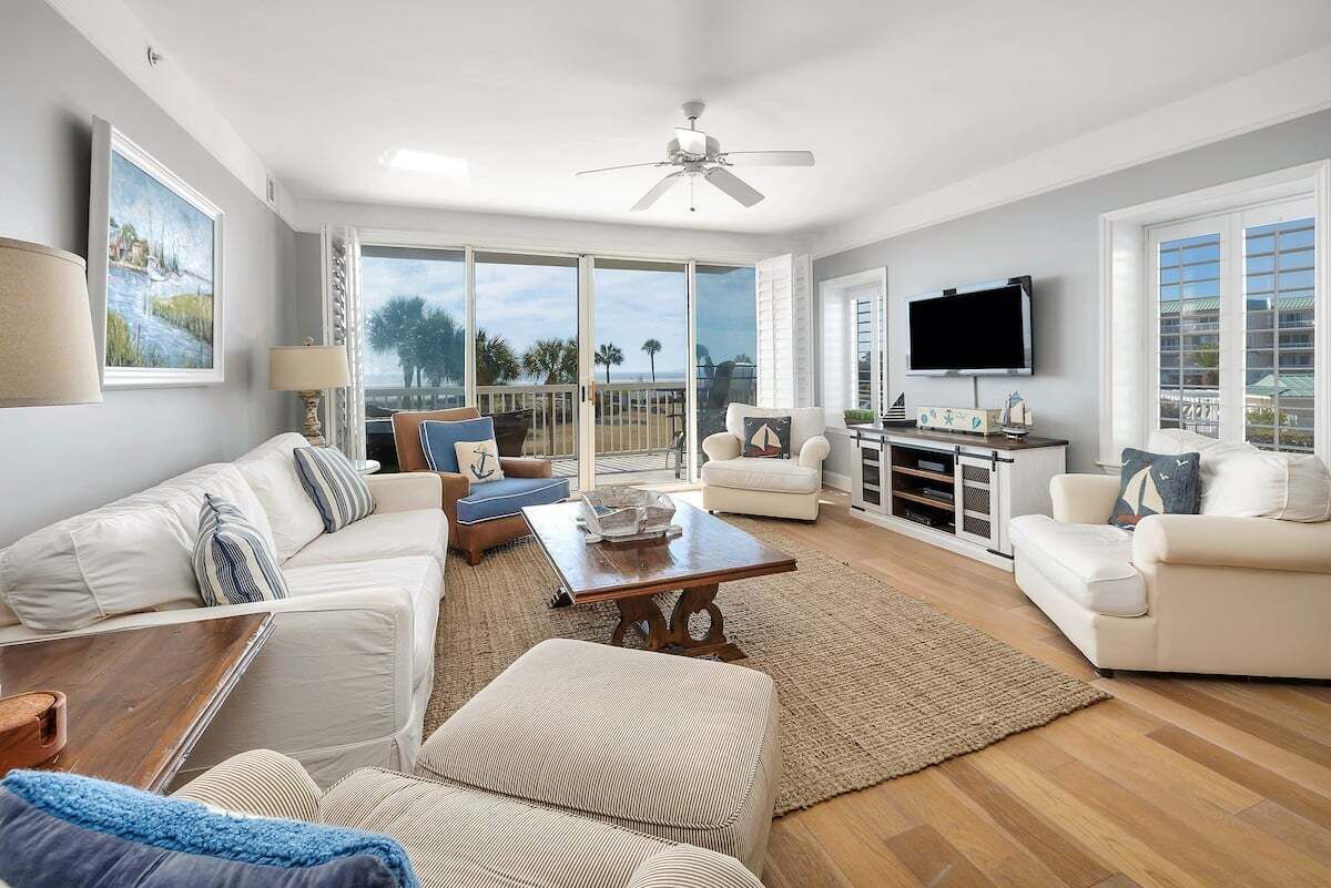 Saint Simons Grand 126 - Living Space with Stunning Direct Oceanfront View