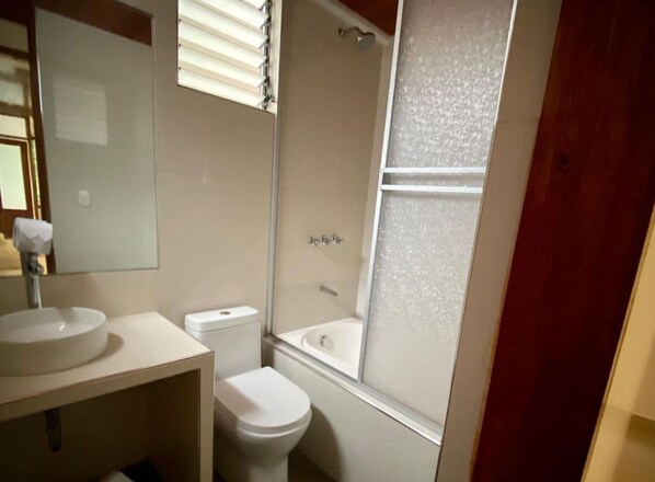 Wi-fi (inkludert) og sengetøy