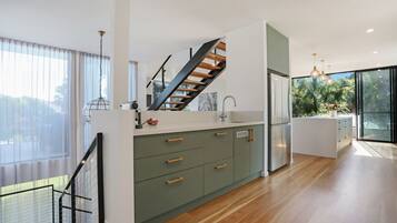 Luxury House | Private kitchen | Full-size fridge, microwave, oven, stovetop