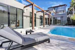 Outdoor pool - Beachfront Escape (Merimbula)