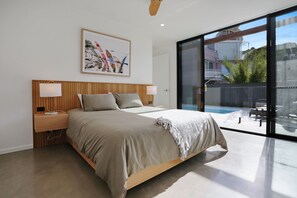 Luxury House | 6 bedrooms, blackout curtains, iron/ironing board, free WiFi