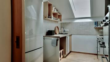 雪櫃、焗爐、爐具、洗碗機