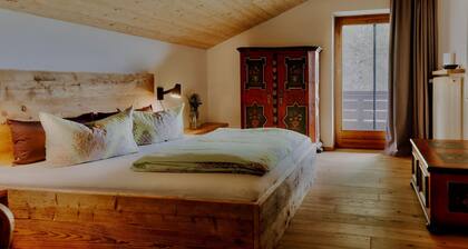 Vacation apartment 1st floor, 84 sqm, for 2 persons, kitchen, 1 living-dining room, balcony, additional bedroom for an extra charge