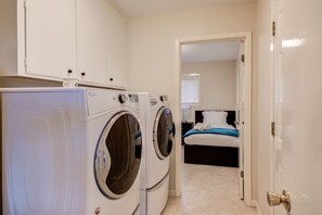 7 Schlafzimmer, kostenloses WLAN, Bettwäsche, Rollstuhlgeeignet
