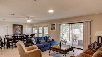 Smart-TV, Tischtennisplatte