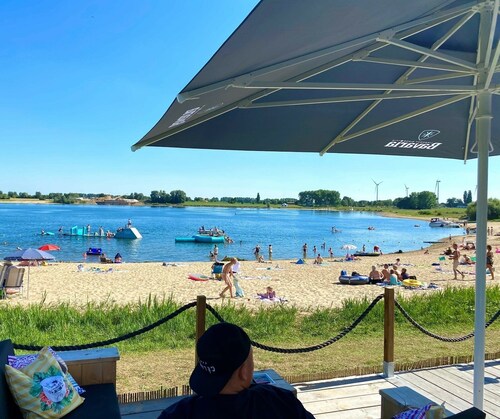 NEW! Lux Chalet "VAYU Lathum" on the lake, beach, pool, national park