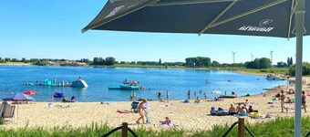 NEW! Lux Chalet "VAYU Lathum" on the lake, beach, pool, national park