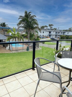Standard Apartment | Terrace/patio - Admirals Lodge (Merimbula)
