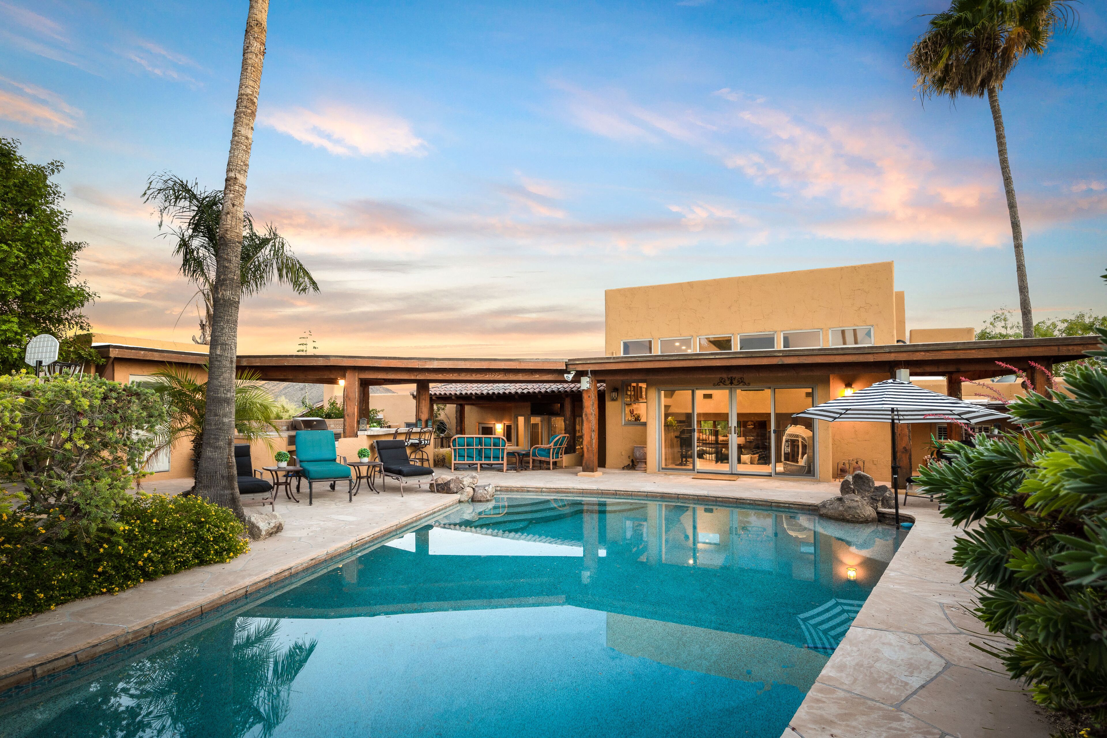 3-Court Pickleball Retreat Surrounded by Mountains