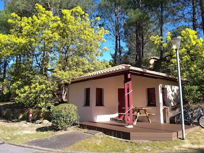 Maisonette with terrace close to beaches and cycle paths