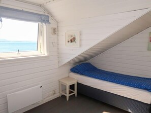 4 soverom, skrivebord og wi-fi