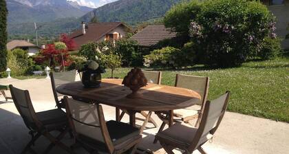 ST-JORIOZ, Spacieuse villa, vue , 7/8 pers