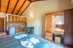 Free WiFi, bed sheets - 'Mirage Arillas Studio Type C19' with Shared Pool & Wi-Fi (corfu)