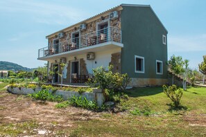 Exterior - 'Mirage Arillas Studio Type C17' with Shared Pool & Wi-Fi (corfu)