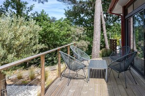 Property grounds - Villa with Stunning Views, Terrace and Garden (Moliets-et-Maa)