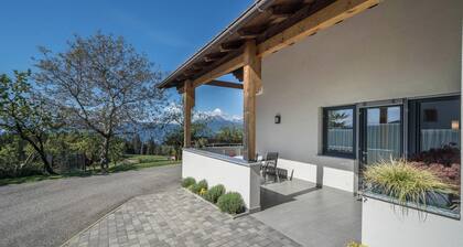 Ferienwohnung "Rotsteinhof Morgentau" mit Balkon & WLAN