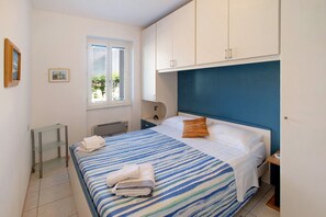 1 chambre, accès au Wi-Fi (inclus), literie fournie