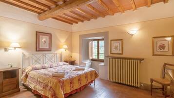 3 habitaciones, tabla de planchar con plancha y wifi gratis