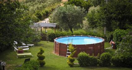 Haustierfreundliches Ferienhaus FonteEtrusca mit Pool, Garten und WLAN