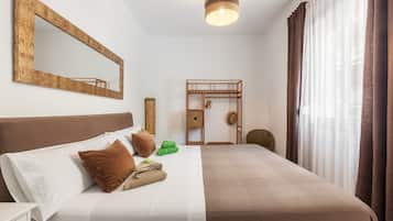 1 habitación, tabla de planchar con plancha, wifi gratis y ropa de cama