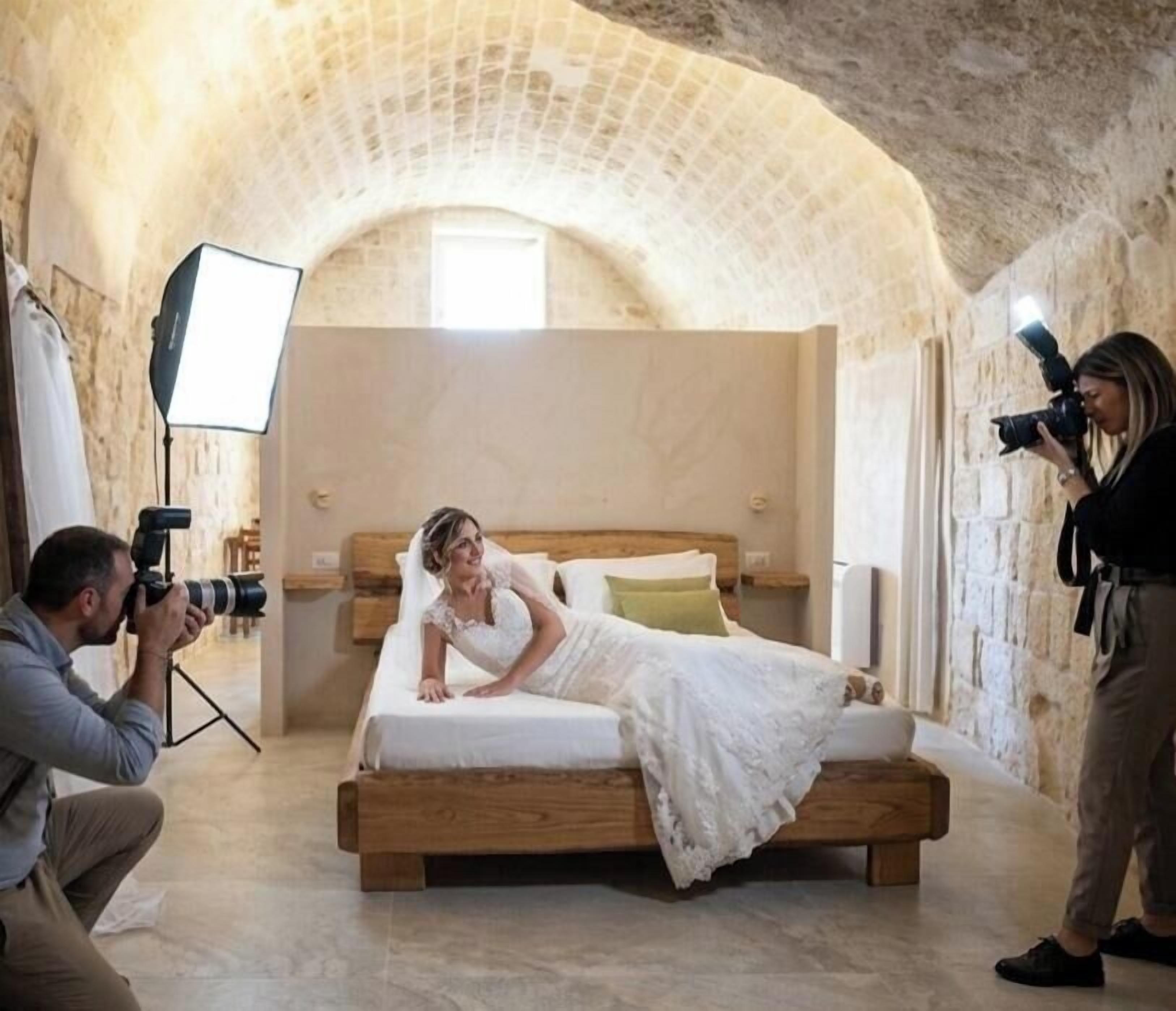 2 camere, una cassaforte in camera, una scrivania, ferro/asse da stiro