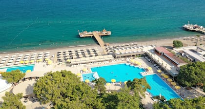 Perre La Mer Hotel Resort & Spa