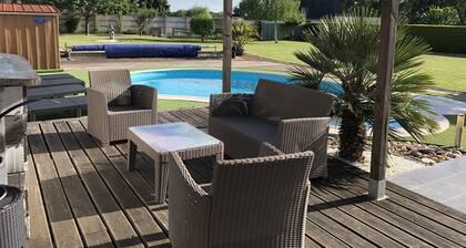 HOUSE WITH PRIVATE POOL MORBIHAN